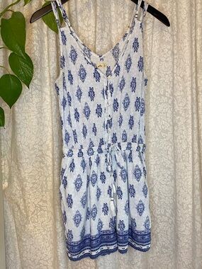 Hollister - Summer Romper - White and Blue Printed Button-Front